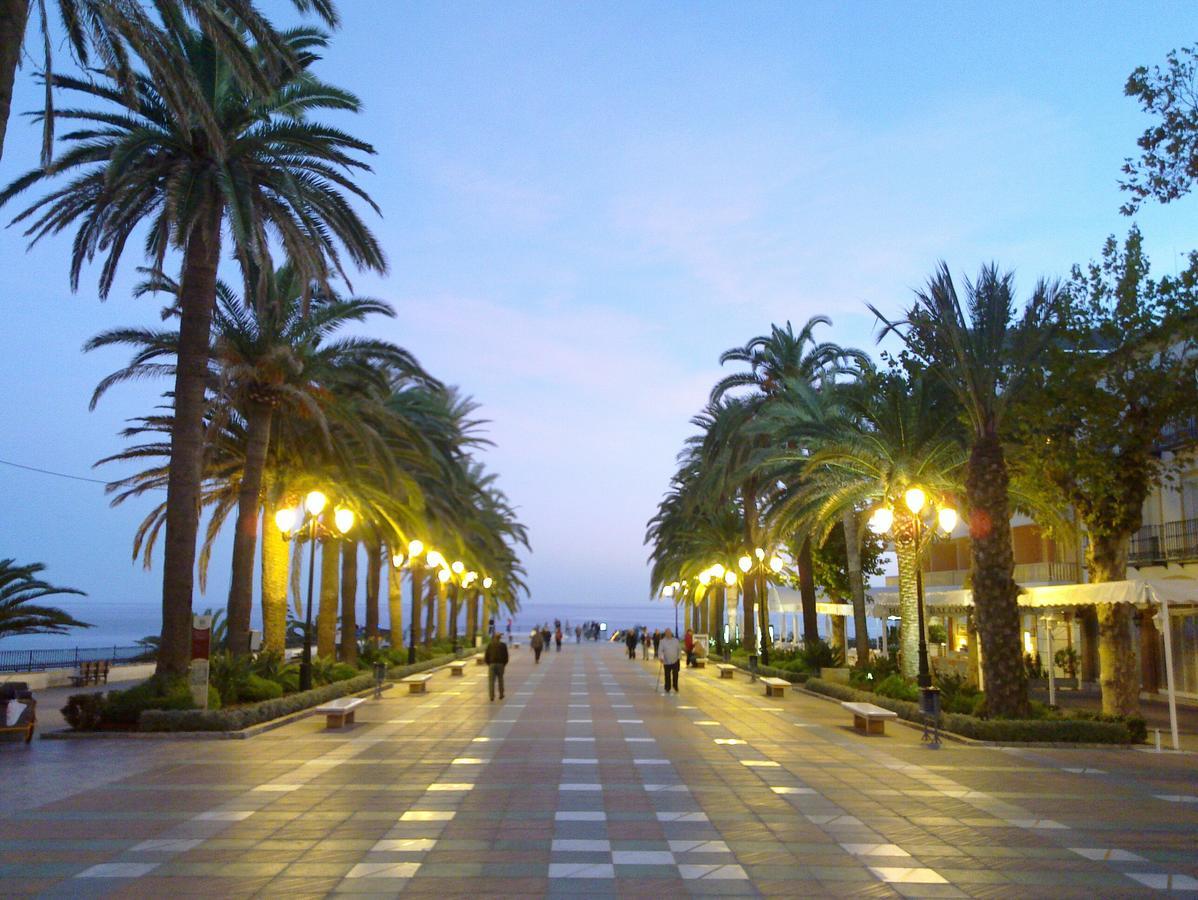Vila Casa Wahl Nerja Exteriér fotografie